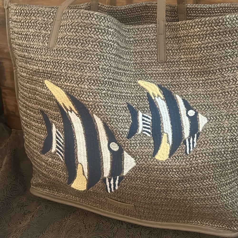 Vera bradley Straw Warm Stone with angel fish large 16”X13” Tote- NWOT - Picture 2 of 6